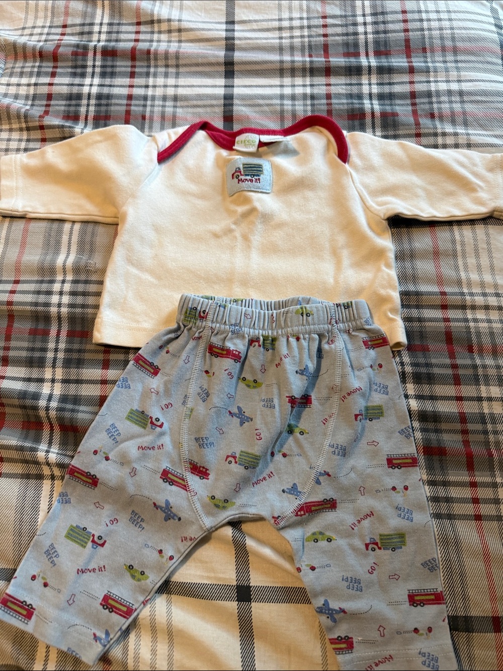 Unbranded Kids Cream Long-Sleeve Top & Light Blue Vehicle Print Pants Pajama Set